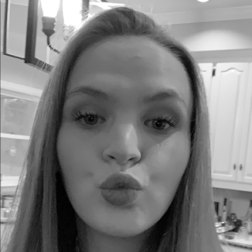 Meet your Posher, Meredith